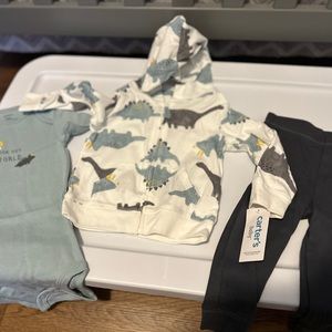 Carter’s baby boy Dino set 12 months